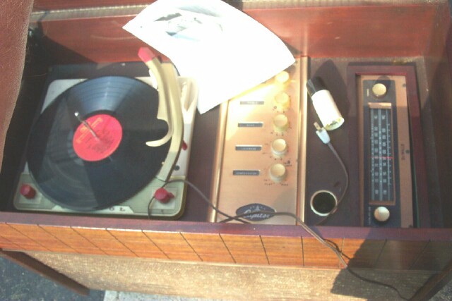 capitol_album_cover